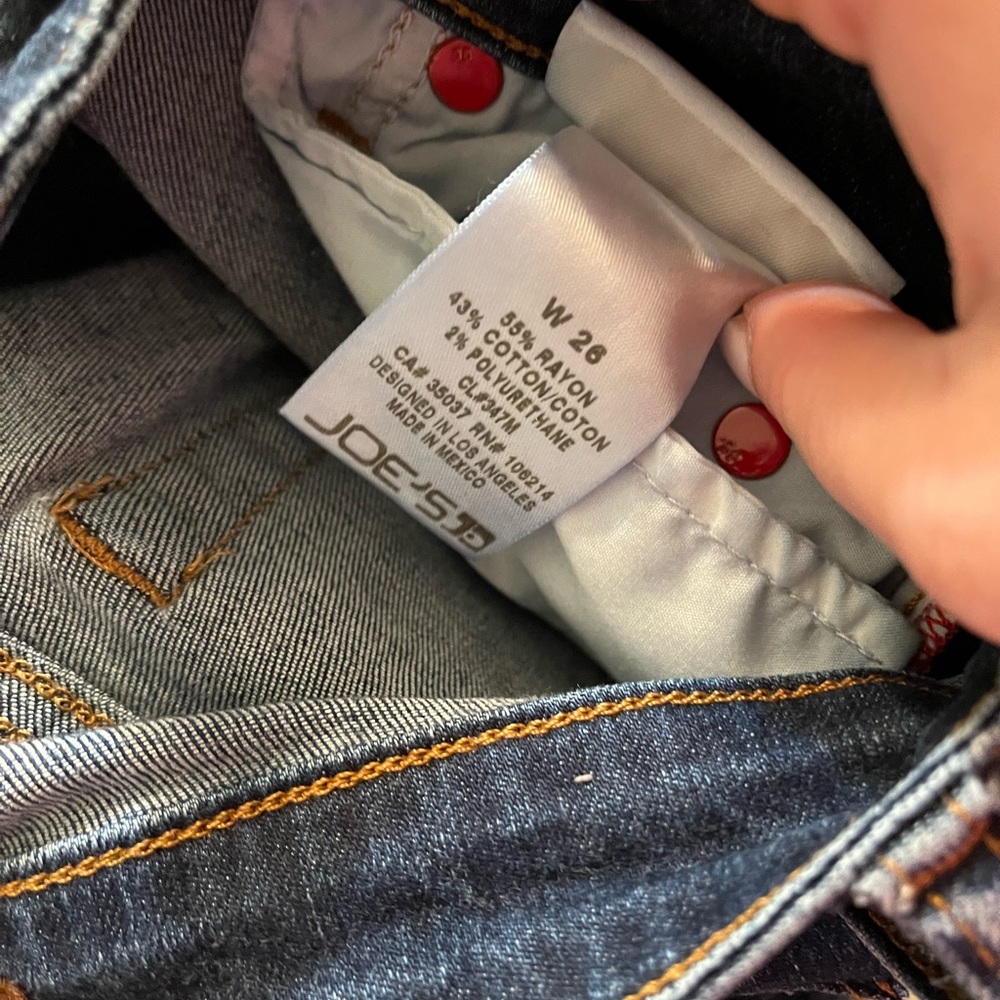 Joes size 26 the icon skinny jeans mid rise